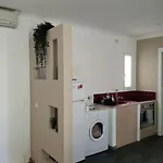 A Flat With A View In The Heart Of The Old Town 아파트 *