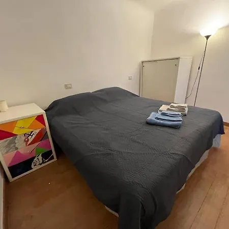 A Flat With A View In The Heart Of The Old Town Апартаменты *