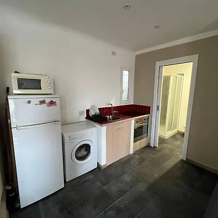 A Flat With A View In The Heart Of The Old Town باري